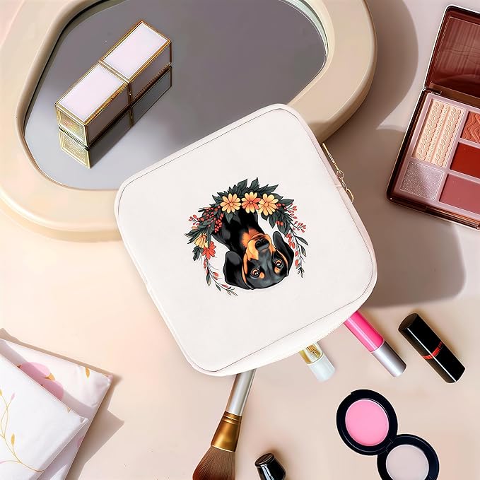 Dachshund Mini Makeup Bag, Dachshund Gift For Women Girls, Cute Portable Zipper Pouch Cosmetic Bag For Teen Girls Kids, Small Storage Bag For Sanitary Pad, Period napkin bag!